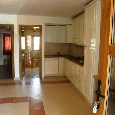 Cosy With A Pool Apartament *